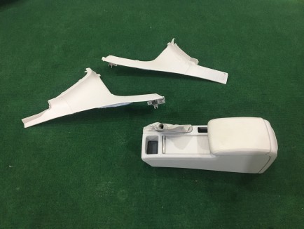 Бардачок подлокотник 92111AG060WA 92111AG260WA SUBARU OUTBACK