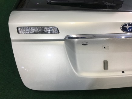 Tailgate SUBARU OUTBACK OEM 60809AG0029P, 60809AG0039P, 96031AG000GA, 84261AG142GA, 84261AG143GA BP9 2005 gold 39J