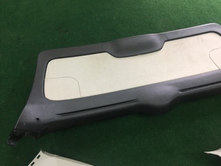 Обшивка пятой двери SUBARU OUTBACK OEM 94320AG000WA 94310AG000OR 94330AG000OR 94330AG010OR BP9 2005 gold 39J