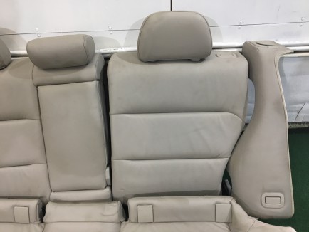 シートセット SUBARU OUTBACK OEM 64140AG461WA, 64140AG471WA, 64150AG130WA, 64150AG120WA, 64221AG120WA BP9 2005 gold 39J