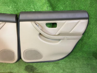 Painéis de porta SUBARU LANCASTER OEM 94210AE360AD, 94210AE370AD, 94220AE220AD, 94220AE230AD BH9 1998 Beige 8L5