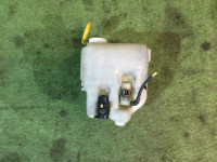 玻璃水壶 SUBARU LANCASTER OEM 86610AE010 BH9 1998 EJ254