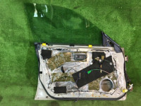 Дверь передняя левая SUBARU LANCASTER OEM 60009AE050 60009AE070 BH9 1998 Beige 8L5