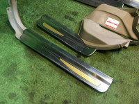 スカッフプレート SUBARU LANCASTER OEM 94060AE010GE 94060AE000GE  94061AE000GE  94061AE010GE BH9 1998 Beige 8L5