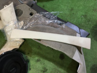 แผงบุห้องเก็บของท้าย SUBARU LANCASTER OEM 94015AE020GF 94015AE030GF 94047AE020AD 94047AE030AD BH9 1998 Beige 8L5