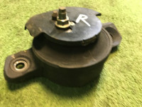 Подушка двс правая SUBARU LANCASTER OEM 41022AE020 41022AE021 BH9 1998 EJ254