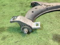 Right front control arm SUBARU LANCASTER OEM 20200AA200 BH9 1998 EJ254