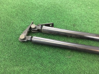 バックドアダンパー SUBARU LANCASTER OEM 63260AE020 63260AE030 BH9 2001 Silver 1U2