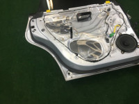 左リアドア SUBARU LANCASTER OEM 60400AE430 BH9 2001 Silver 1U2
