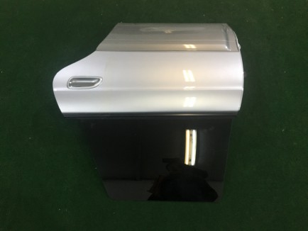 左リアドア SUBARU LANCASTER OEM 60400AE430 BH9 2001 Silver 1U2