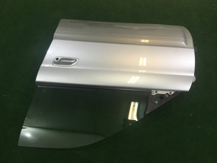 左前门 SUBARU LANCASTER OEM 60009AE050 60009AE070 BH9 2001 Silver 1U2