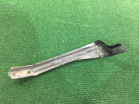 ขายึดกันชนหน้าซ้าย SUBARU LANCASTER OEM 57707AE240 BH9 2001 Silver 1U2