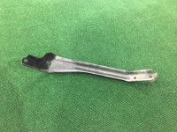 ขายึดกันชนหน้าขวา SUBARU LANCASTER OEM 57707AE230 BH9 2001 Silver 1U2