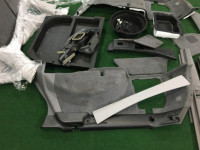 แผงบุห้องเก็บของท้าย SUBARU LANCASTER OEM 94047AE020AC 94047AE030AC 94016AE010OB 95065AE080OC BH9 2001 Silver 1U2