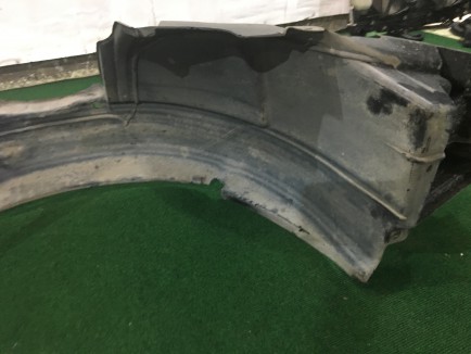 Подкрылок передний левый SUBARU LANCASTER OEM 59110AE030 BH9 2001 Silver 1U2