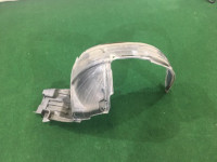 Подкрылок передний правый SUBARU LANCASTER OEM 59110AE020 BH9 2001 Silver 1U2