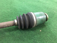 เพลาขับหน้า SUBARU LANCASTER OEM 28021AC200 BH9 2001 EJ254