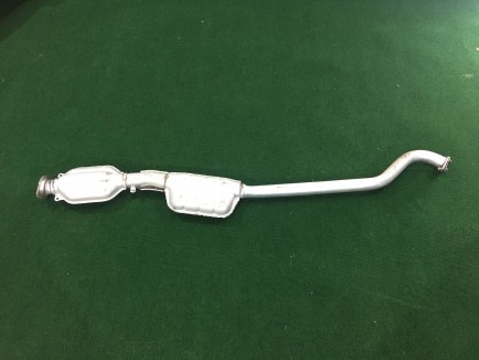 Средняя часть глушителя SUBARU LANCASTER OEM 44200AE050 44200AE051 BH9 2001 EJ254