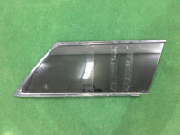 Стекло багажника правое 65210AE040NB 65210AE041NB SUBARU LANCASTER