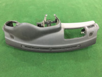 Торпедо SUBARU LANCASTER OEM 66045AE000ML BH9 2001 Silver 1U2