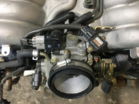 エンジン SUBARU LANCASTER OEM 10100BG320 BHE 2001 EZ30