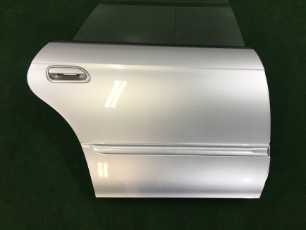 Porta traseira esquerda SUBARU LEGACY OEM 60400AE400 BH9 2001 Silver 01G