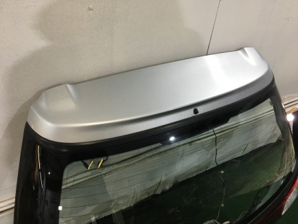 Tailgate SUBARU LEGACY OEM 60800AE040 BH9 2001 Silver 01G