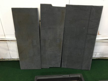 แผงบุห้องเก็บของท้าย SUBARU LEGACY OEM 91144AE010 95073AE000OC 95066AE020OC BH9 2001 Silver 01G