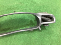 Рамка спидометра SUBARU LEGACY OEM 66180AE000 BH9 2001 Silver 01G