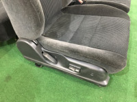 Пара передних сидений SUBARU LEGACY OEM 64011AE080ML 64011AE090ML 64221AE320ML 64231AE320ML BH9 2001 Silver 01G