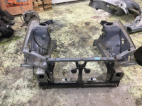ラジエーターコアサポート SUBARU LEGACY OEM 53060AE001 53040AE000 53020AE091 53020AE081 53060AE051 BH9 2001