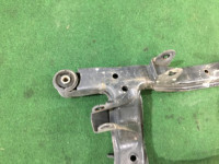 Travesaño задняя SUBARU LANCASTER OEM 20152AE000 20152AE001 BHE 2000 EZ30