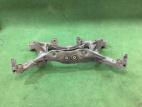 托梁 задняя 20152AE000 20152AE001 SUBARU LANCASTER