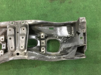 前副车架 SUBARU LANCASTER OEM 20101AE011 20101AE012 BHE 2000 EZ30