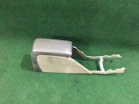 手套箱与扶手 SUBARU LANCASTER OEM 92111AE010AD BHE 2000 white / grey 0U4