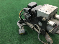 Блок abs SUBARU LANCASTER OEM 27539AE001 BHE 2000 EZ30