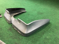 Mudflaps SUBARU LANCASTER OEM J1017AE122LG J1017AE123LG J1017AE125LG J1017AE126LG BHE 2000 white / grey 0U4