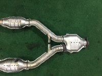 Coletor de escape SUBARU LANCASTER OEM 44101AE050 44101AE040 BHE 2000 EZ30