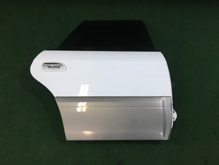 右リアドア SUBARU LANCASTER OEM 60400AE420 BHE 2000 white / grey 0U4