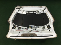 Portón trasero SUBARU LANCASTER OEM 60800AE040 BHE 2000 white / grey 0U4