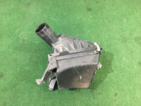 Корпус воздушного фильтра SUBARU LANCASTER OEM 46051AE000 46052AE000 46052AE001 BHE 2000 EZ30