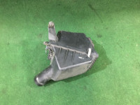 Корпус воздушного фильтра SUBARU LANCASTER OEM 46051AE000 46052AE000 46052AE001 BHE 2000 EZ30