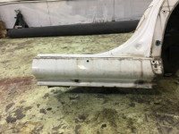 Крыло заднее левое SUBARU LANCASTER OEM 51410AE170 BHE 2000 white / grey 0U4