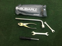 Набор инструментов 97010AA020 97010AA010 SUBARU LANCASTER