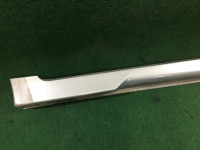 左门槛 SUBARU LANCASTER OEM 91111AE090LG BHE 2000 white / grey 0U4
