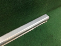 左门槛 SUBARU LANCASTER OEM 91111AE090LG BHE 2000 white / grey 0U4
