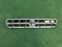 中网 SUBARU LANCASTER OEM 91121AE190 BHE 2000 white / grey 0U4
