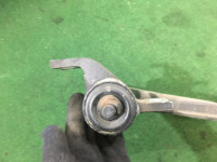 Brazo de suspensión delantero derecho SUBARU LANCASTER OEM 20200AA200 20202AE000 BHE 2000 EZ30