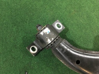 Brazo de suspensión delantero derecho SUBARU LANCASTER OEM 20200AA200 20202AE000 BHE 2000 EZ30