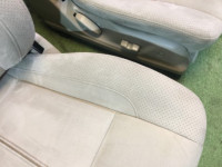 シート SUBARU LANCASTER OEM 64010AE700GE 64010AE710GE 64221AE130GE 64231AE130GE BHE 2000 white / grey 0U4
